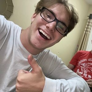 Meet your Posher, Josh